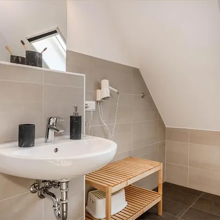 Apartment Sonneninsel Haus Sonnenschein Obergeschoss Loddin
